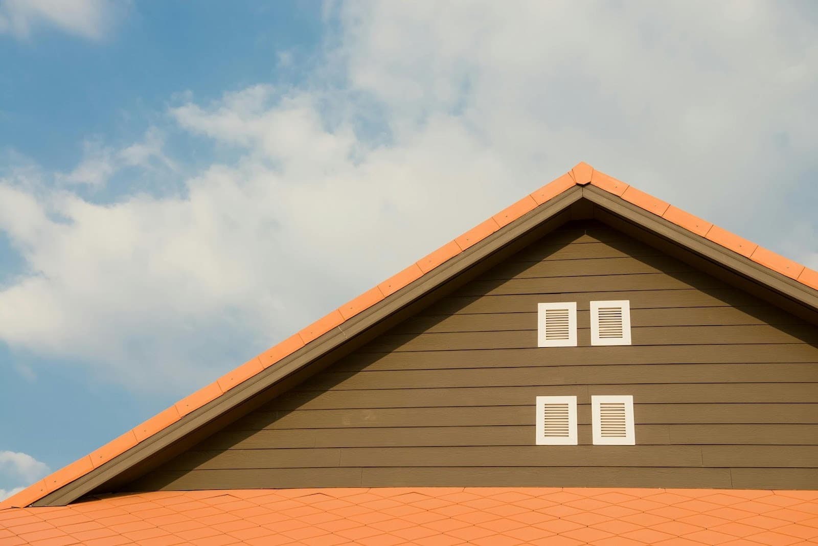 How Digital Tools Streamline Project Tracking In Roofing Companies