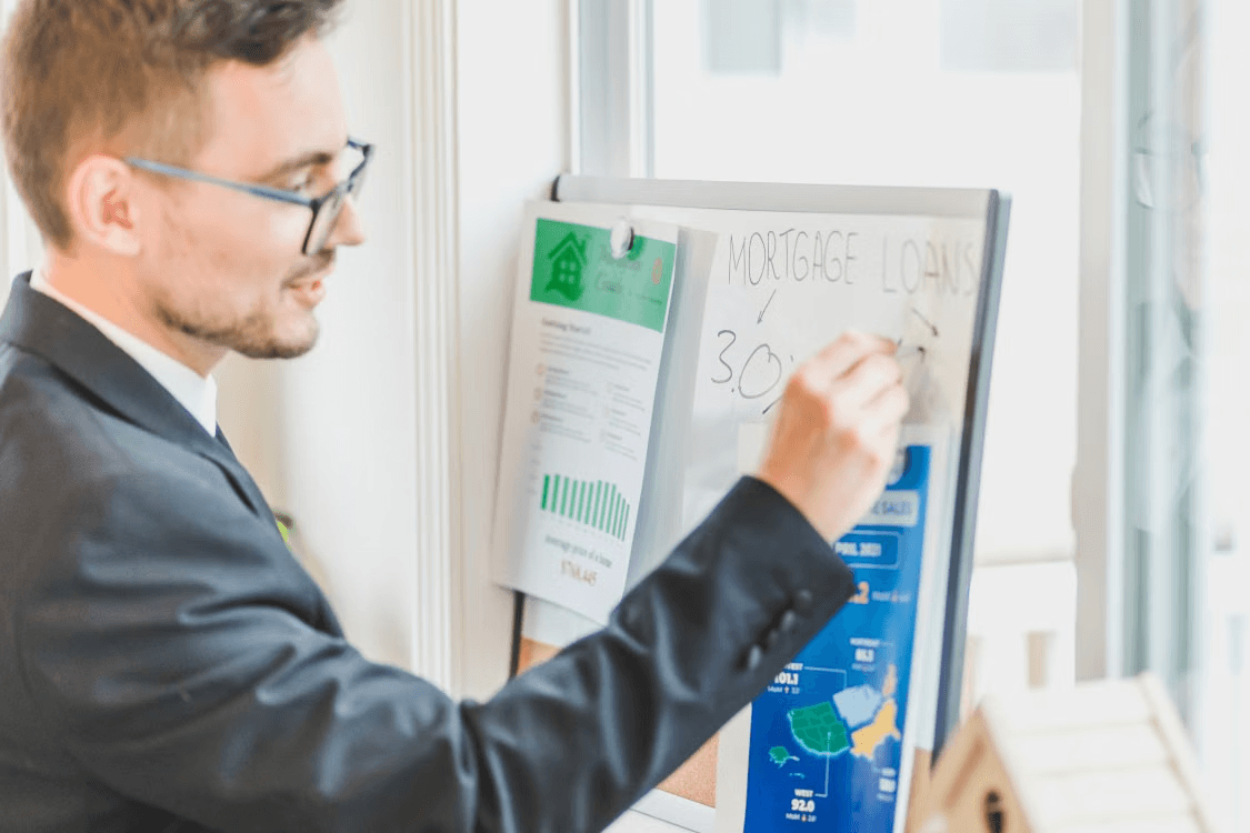 Alternative Lending Data: The Mechanics of Fast Loans