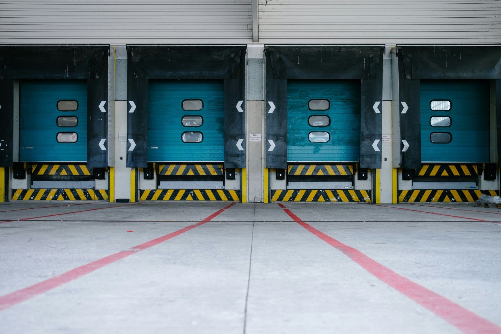 Paratec Door Solutions Review: A Solid Pick for Commercial Doors & Loading Dock Equipment?